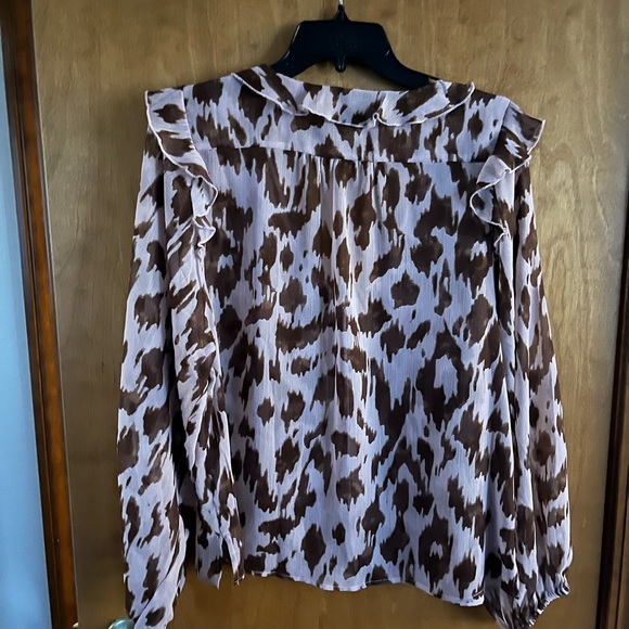 Sheer print blouse from Versona / Melloday brand.  Never worn. - Picture 3 of 4
